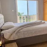 Acropolis 8 Villa *