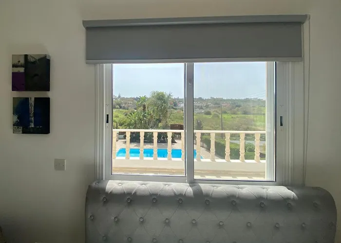 Acropolis 8 * Klorakas