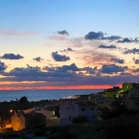 Acropolis 8 Villa *