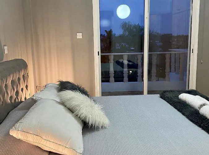 Acropolis 8 Klorakas